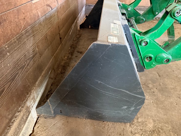 #214-•-cid-universal-mount-bucket-attachment-(deforest,-wi)-image-2