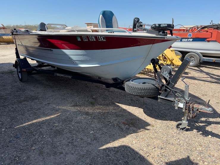 80 • 1 1987 18’ smoker craft, SMK35044C787 Lot 80, Baker Auction