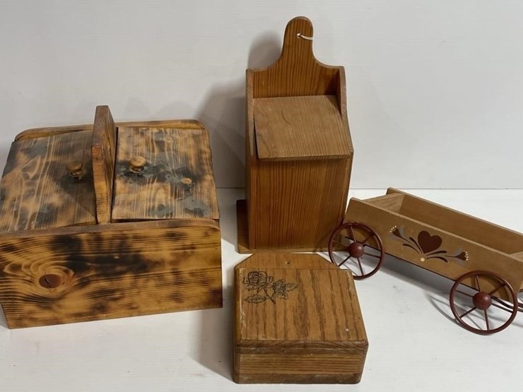 Decorative Wood Knick Knack Boxes Lot 1266, Swenson's Auction Barn