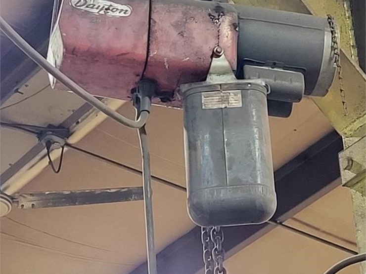 DAYTON 2TON ELECTRIC HOIST Lot 90, KNT FABRICATION SHOP LIQUIDATION