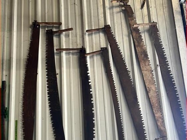 (8) Saws Lot 1563, Days Gone By Museum Liquidation Farm Primitives