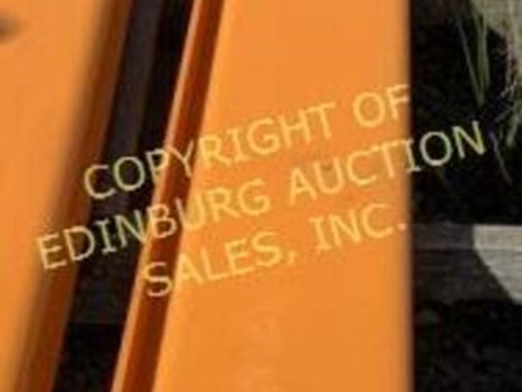 E. NEW 8FT PALLET FORK EXTENSIONS Lot 2536, ONLINE CONSIGNMENT