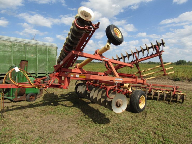 KRAUSE 1578 Lot 1674, Huge Verndale MN Farm Retirement Auction, 10/1