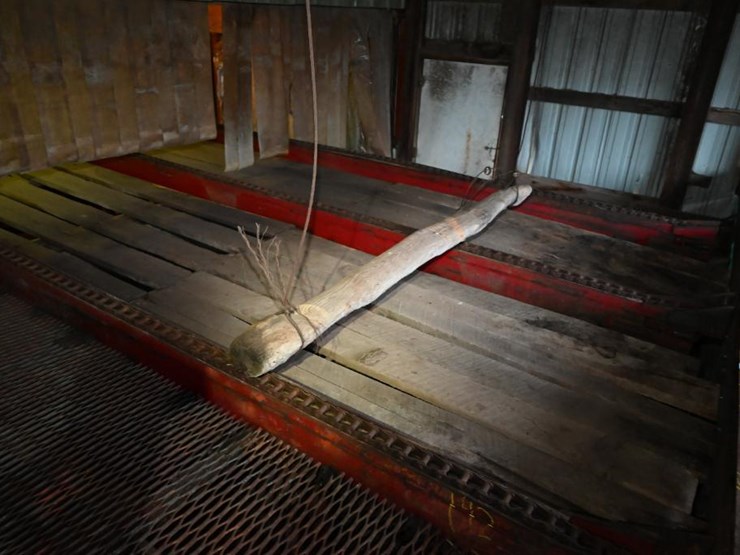 142 • 3 Strand Mellott Log Deck w/ Stop'N'Load Lot 142, Ferryville