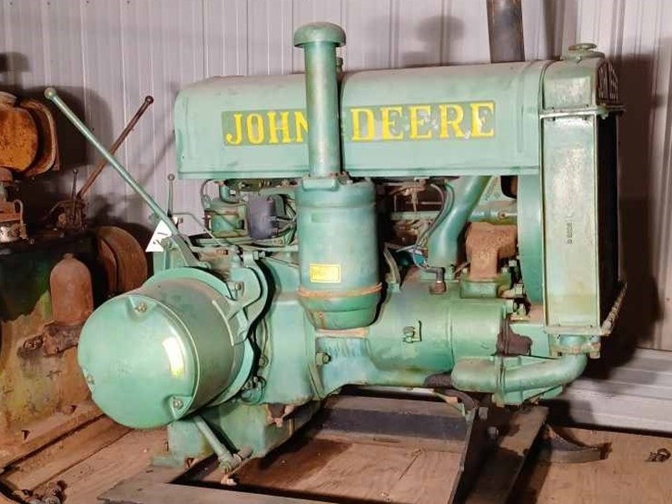 John Deere "W" Stationary Engine Lot 18, Waverly Minnesota BarnFinds Auction 2 The Doug