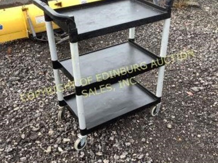 E qualite poly cart Lot 4097, ONLINE CONSIGNMENT AUCTION, 11/18/2022