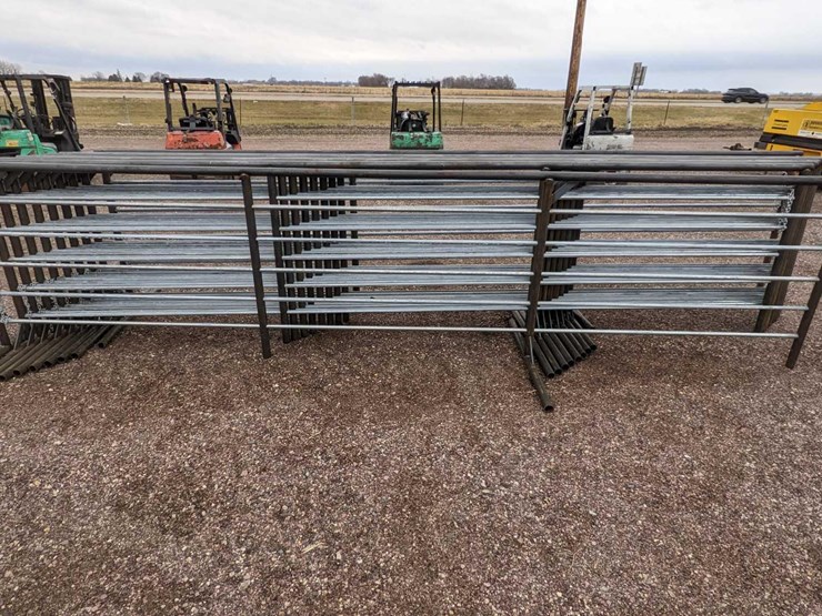 Freestanding Panel Lot 211, Pifer's Sioux Falls Winter Equipment