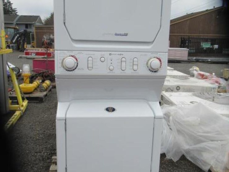 MAYTAG NEPTUNE MLE2000AYW STACKED WASHER/DRYER Lot 574, APRIL 2ND