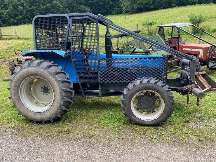 LANDINI 8860 Lot 14, Estate Farm Equipment Auction, 9/19/2023, Joe R