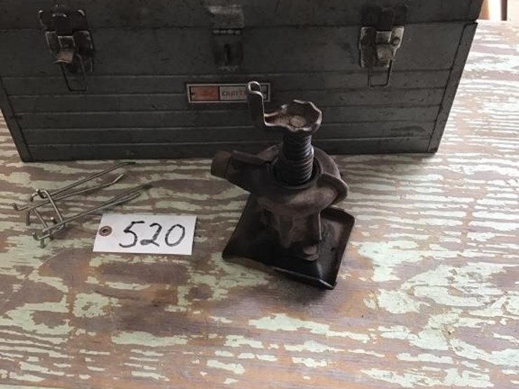 CRAFTSMAN TOOL BOX, JACK Lot 520, Fall Consignment Auction Tools