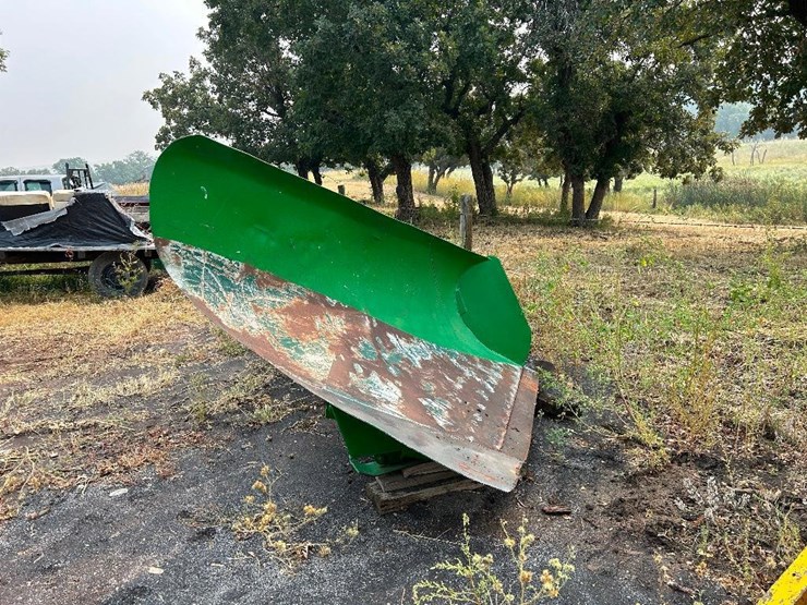 VPlow Lot 19, Bronemann Estate Equipment Auction Belle Fourche