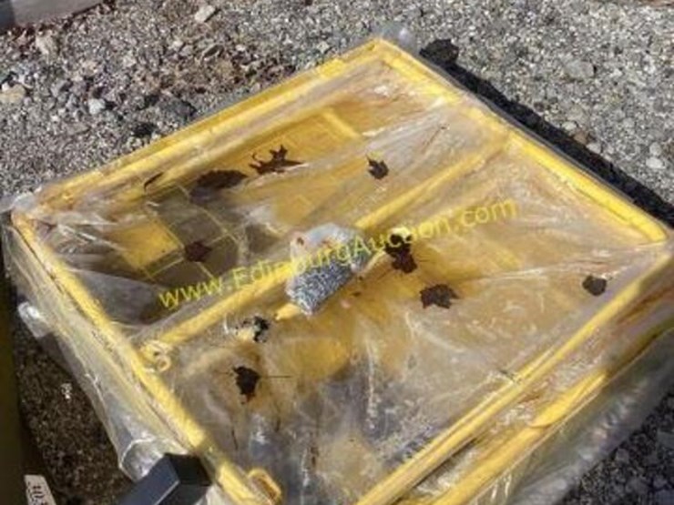 NEW PALLET FORK MOUNT SAFETY BASKET by Edinburg Auction Sales Inc