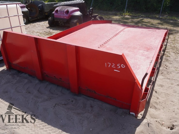 DOVE TAIL TRUCK BED by Weeks Auction Company Auction Resource
