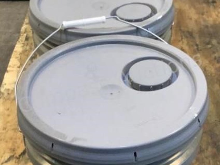 (4) Spectrum Paint 4.84 Gal Buckets Of Primer Seal by Compass Auctions
