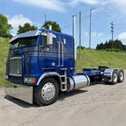#132 • 1996 FREIGHTLINER CABOVER ROAD TRACTOR