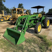 JOHN DEERE 5045E