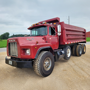 1990 MACK RB690S