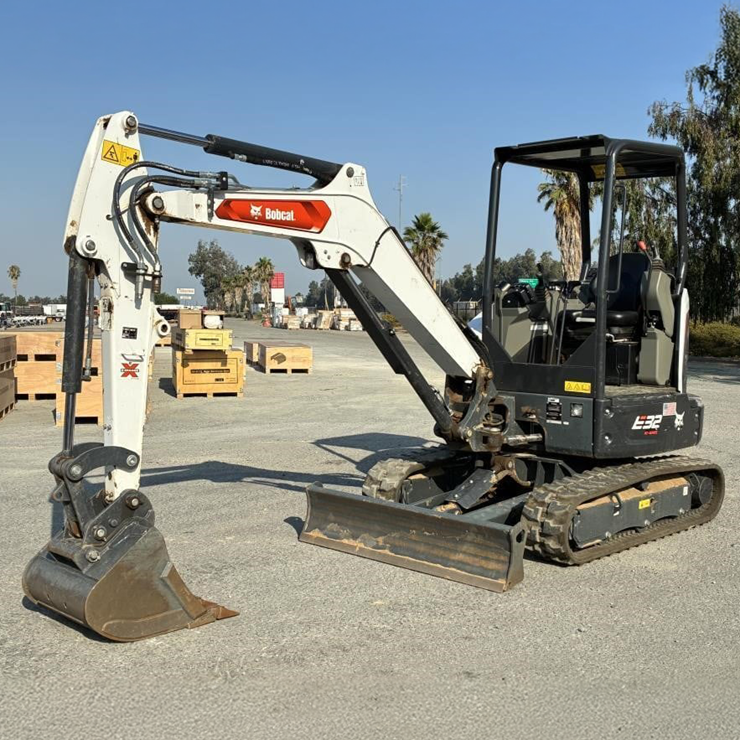 2023 BOBCAT E32i