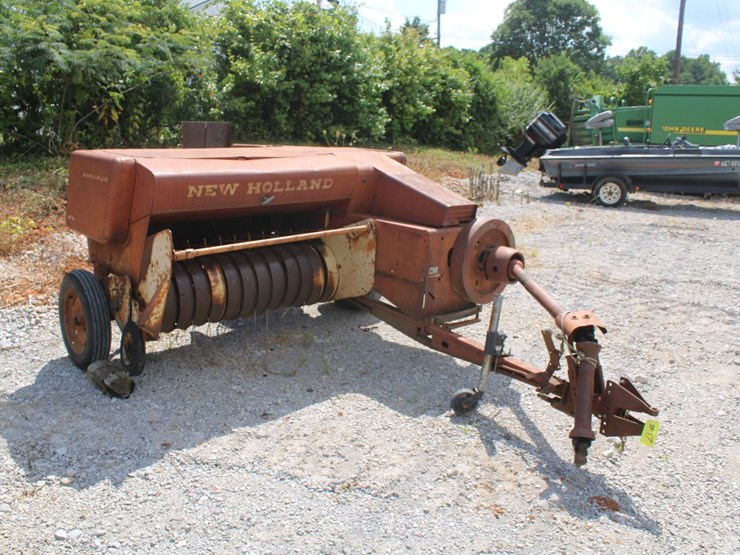 new-holland-271-image-1