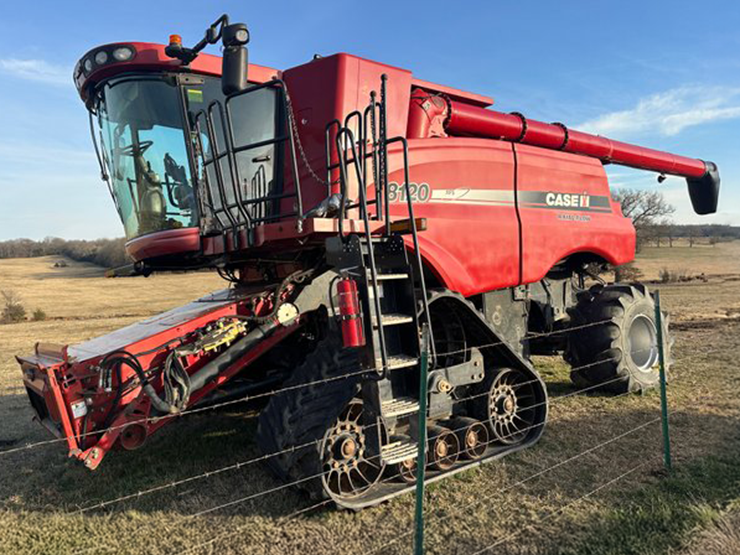 2012-case-ih-8120-image-1