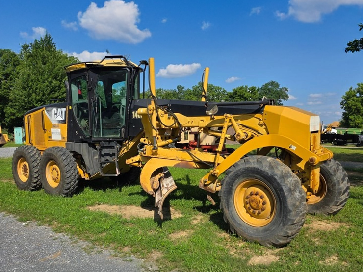 2009-caterpillar-140m-vhp-image-1