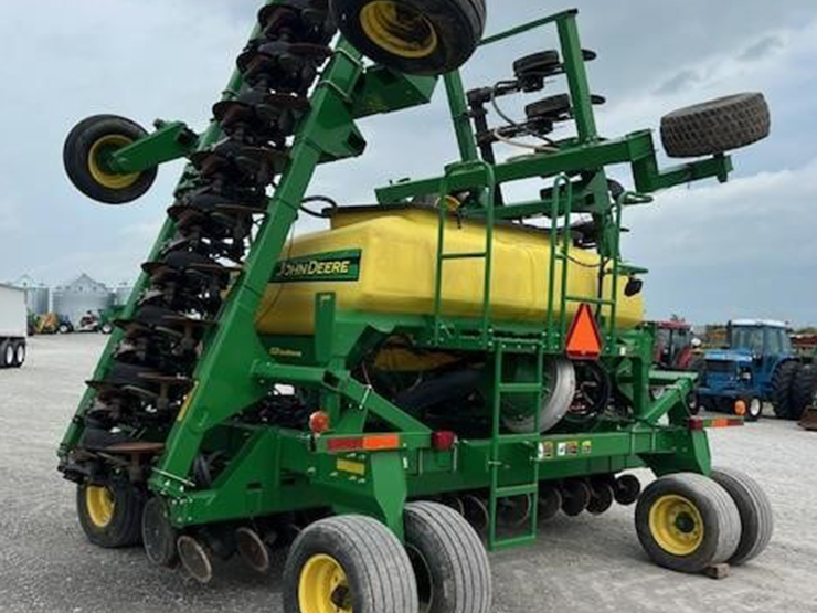 2018-john-deere-1990ccs-image-1