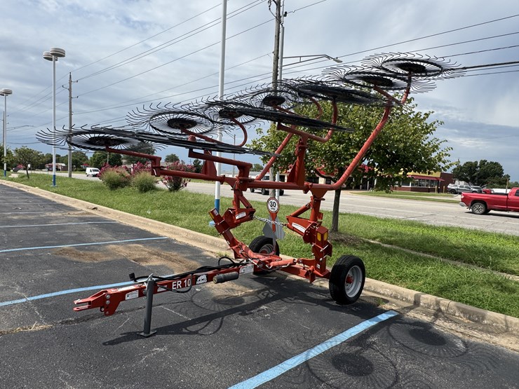 rhino-er-10-wheel-rake-image-20
