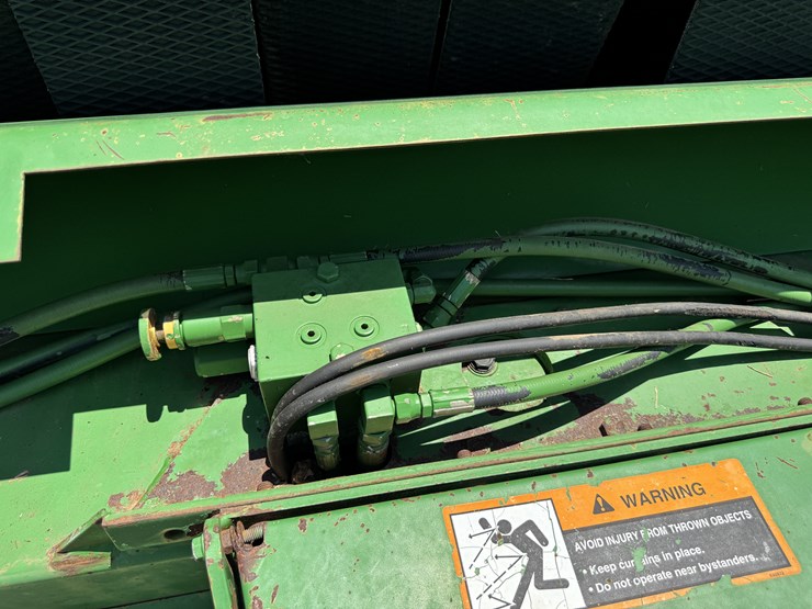 1997-john-deere-566-round-baler-image-28