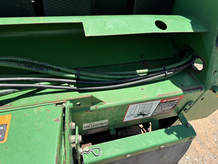 1997-john-deere-566-round-baler-image-29