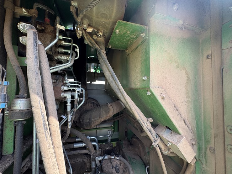 2015-john-deere-w235-image-20