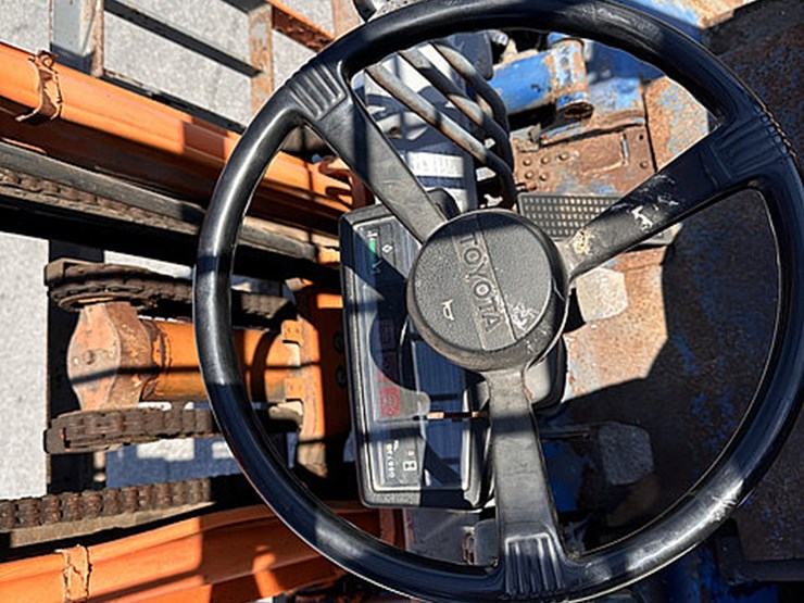 toyota-fork-lift-image-13