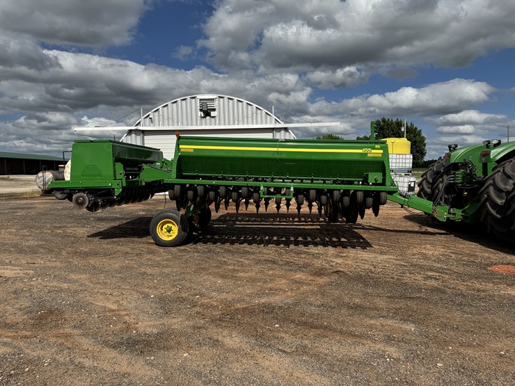 2020-john-deere-455-image-33