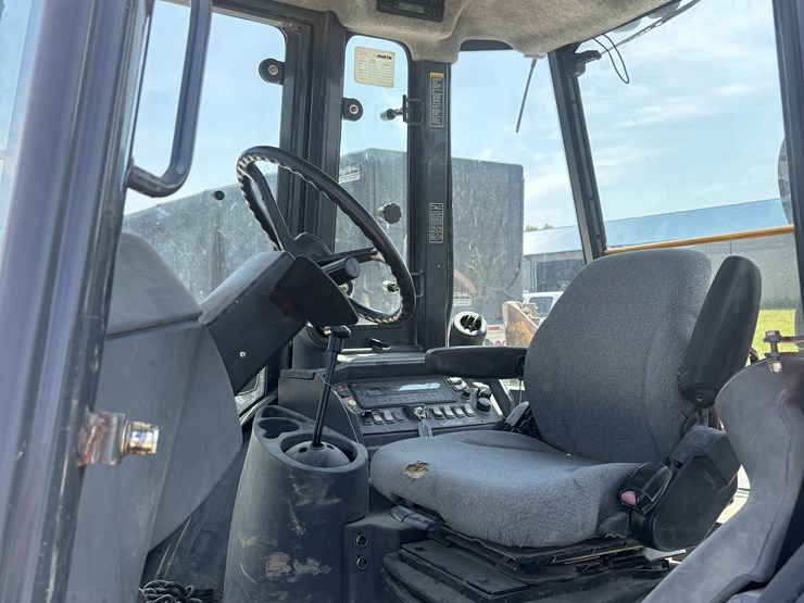 2006-john-deere-410g-image-4