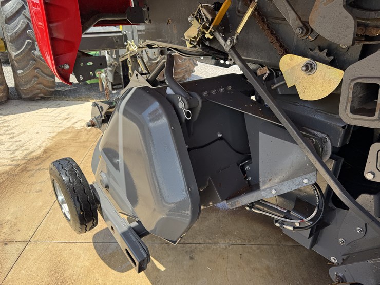 2021-massey-ferguson-2270-image-57