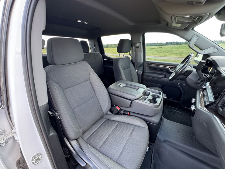 2022-gmc-sierra-1500-image-43
