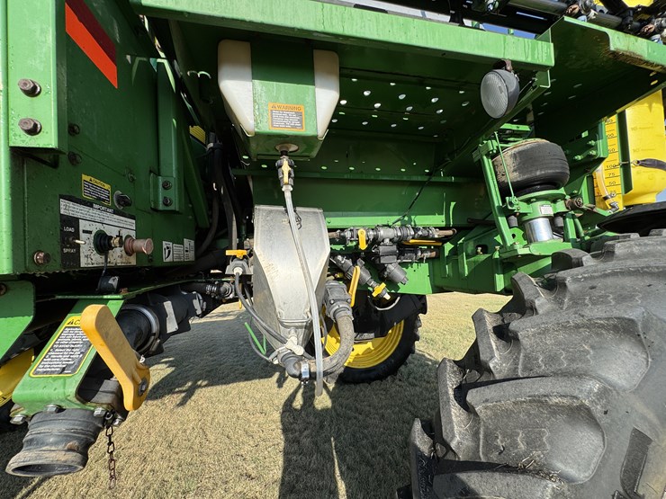 2009-john-deere-4830-image-45