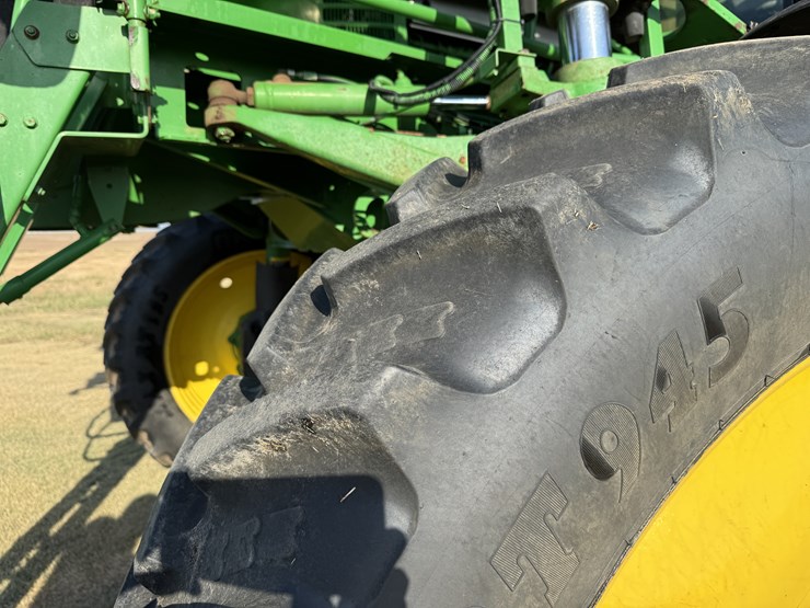 2009-john-deere-4830-image-42