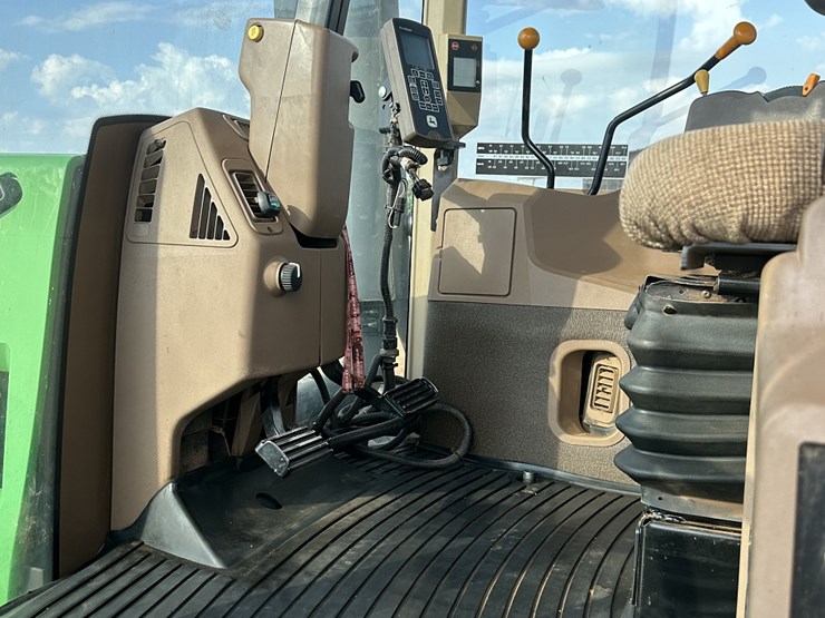 2001-john-deere-9300-image-4