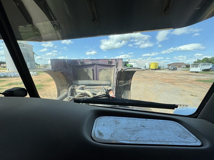 2005-peterbilt-379exhd-image-75