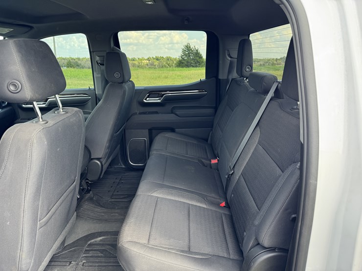 2022-gmc-sierra-1500-image-25