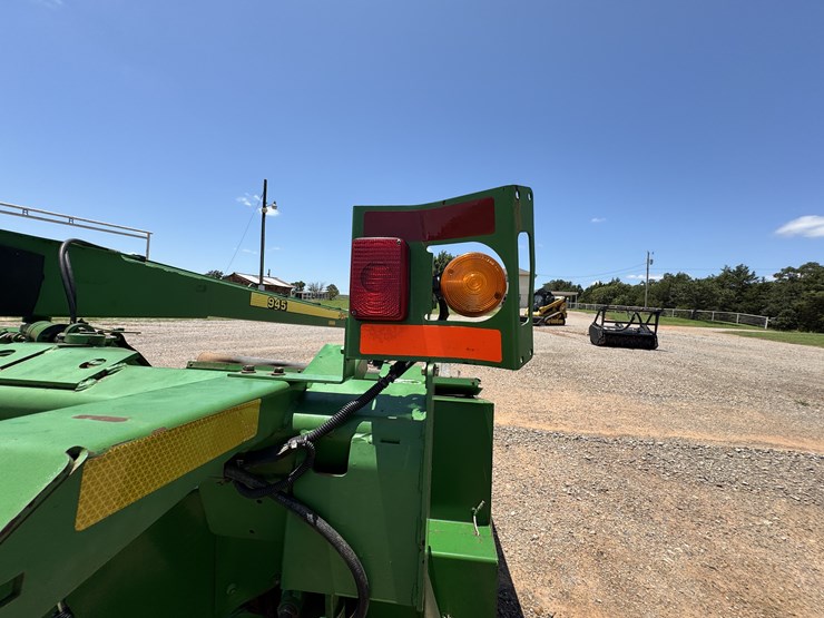 2000-john-deere-945-moco-image-31