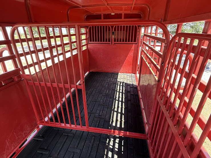 2018-big-bend-20'-gooseneck-ranch-trailer-image-10