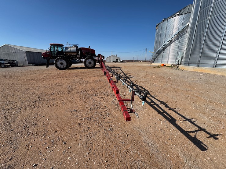 2014-case-ih-3330-image-64
