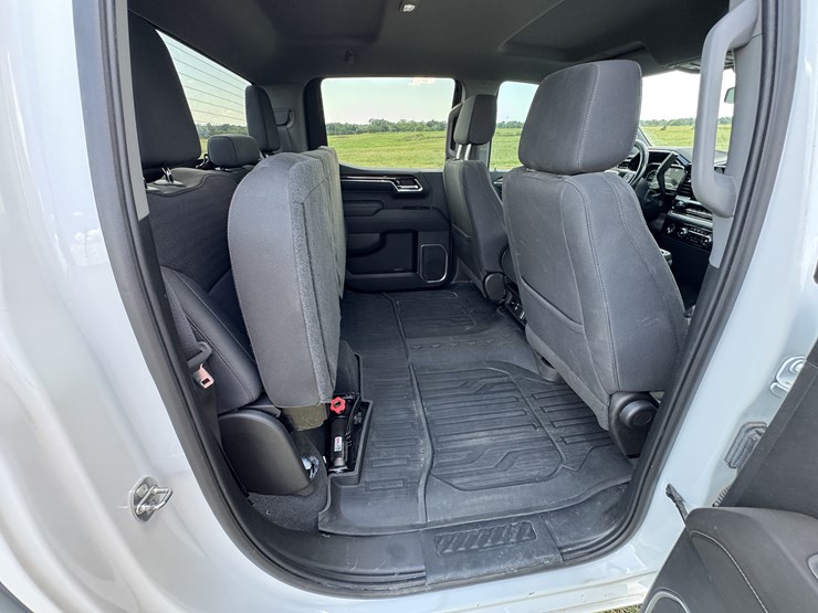 2022-gmc-sierra-1500-image-46