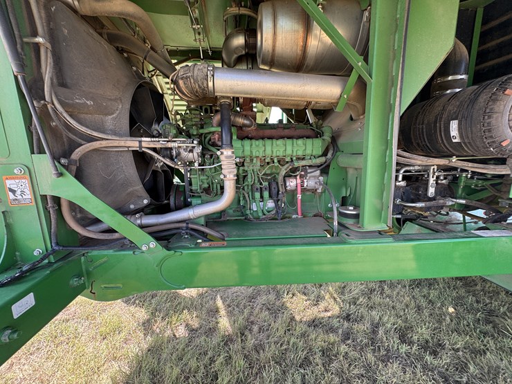 2015-john-deere-w235-image-24