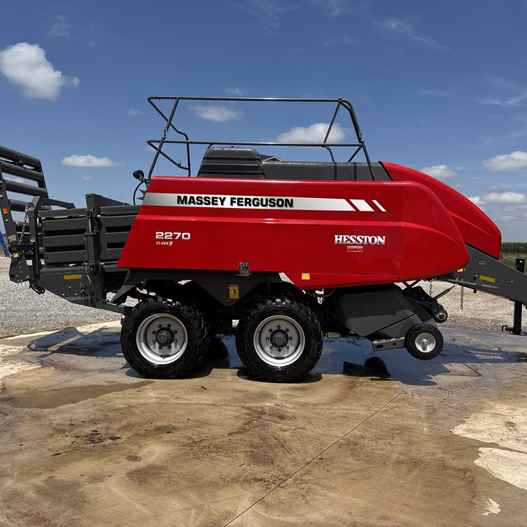 2021 Massey Ferguson 2270