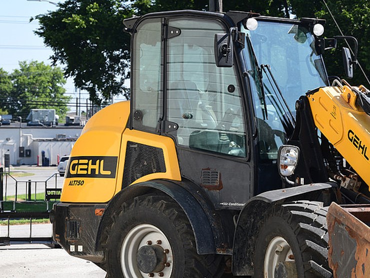 2021-gehl-750-alt-loader-image-10