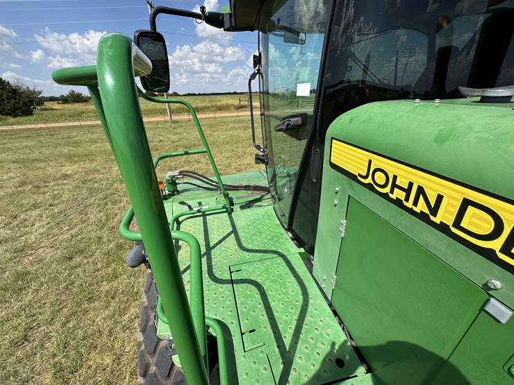 2015-john-deere-w235-image-66