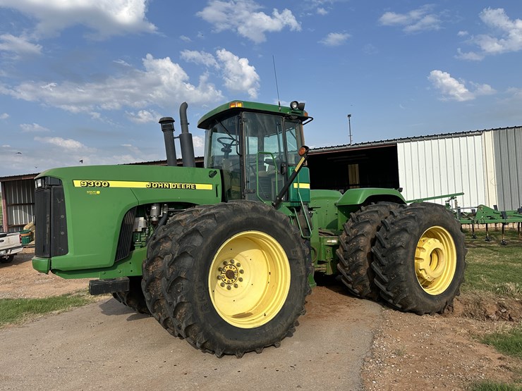 2001-john-deere-9300-image-1