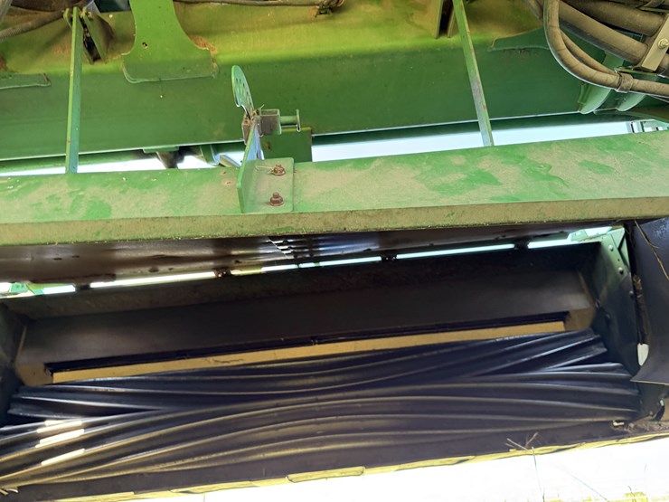 2015-john-deere-w235-image-55